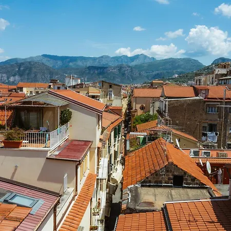 Seasuntour- The House In The Center * Sorrento