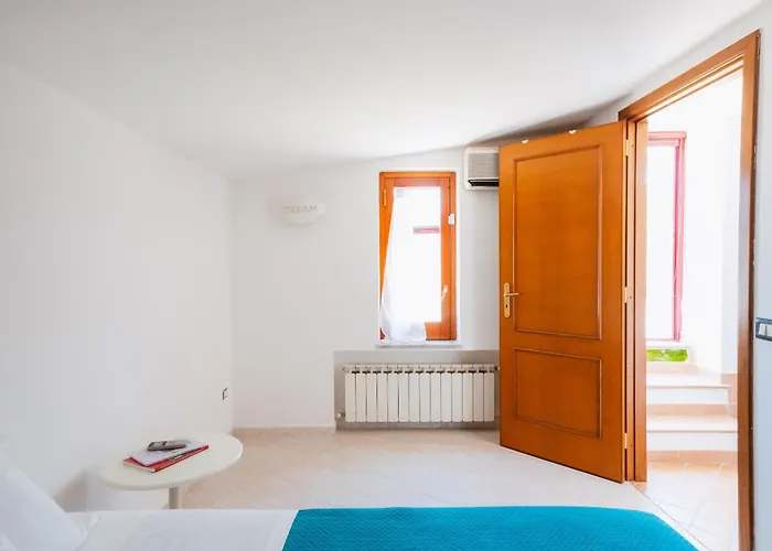 Seasuntour- The House In The Center * Sorrento