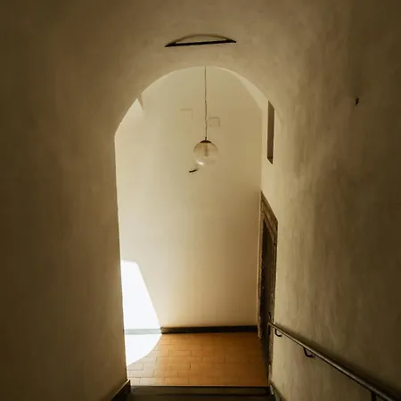 Apartment Realty Holidays - The House In The Center Sorrento