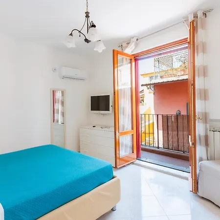 Realty Holidays - The House In The Center Apartment