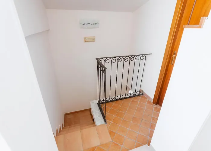 Seasuntour- The House In The Center Apartment *