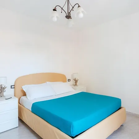 Realty Holidays - The House In The Center Apartment Sorrent
