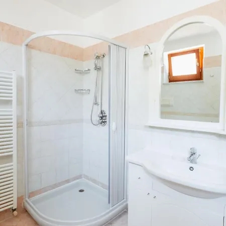 דירה Realty Holidays - The House In The Center סורנטו